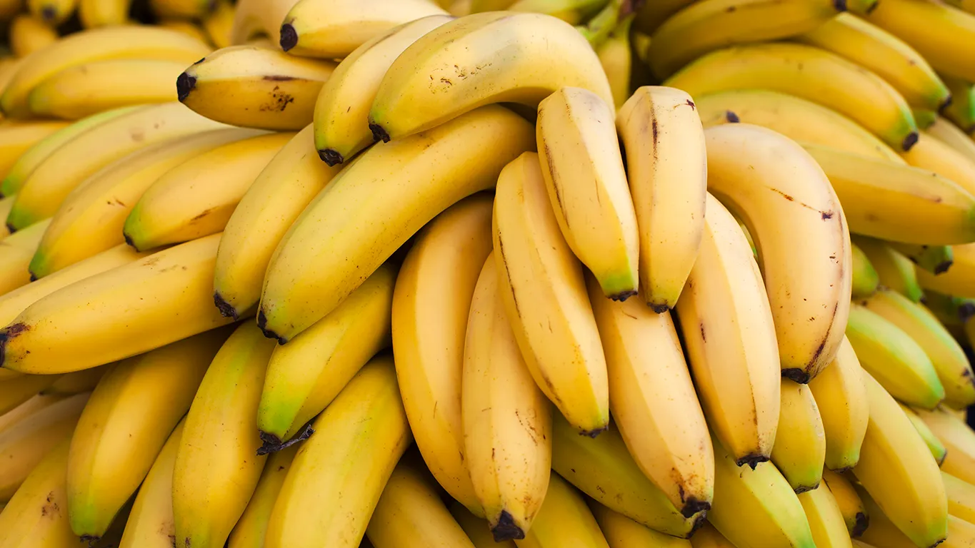 how to preserve bananas - getty images